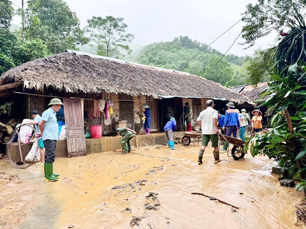 Thiệt hại do cơn bão số 10 ước tính khoảng 60 tỷ đồng