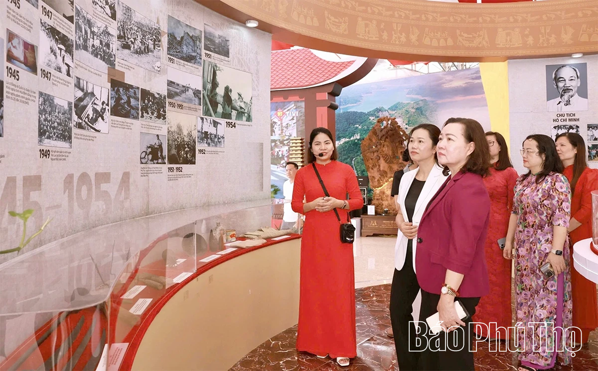 Đa dạng các sản phẩm trưng bày tại Đại hội đại biểu Đảng bộ tỉnh