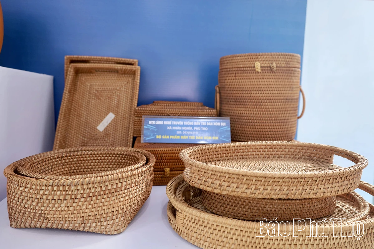 Đa dạng các sản phẩm trưng bày tại Đại hội đại biểu Đảng bộ tỉnh