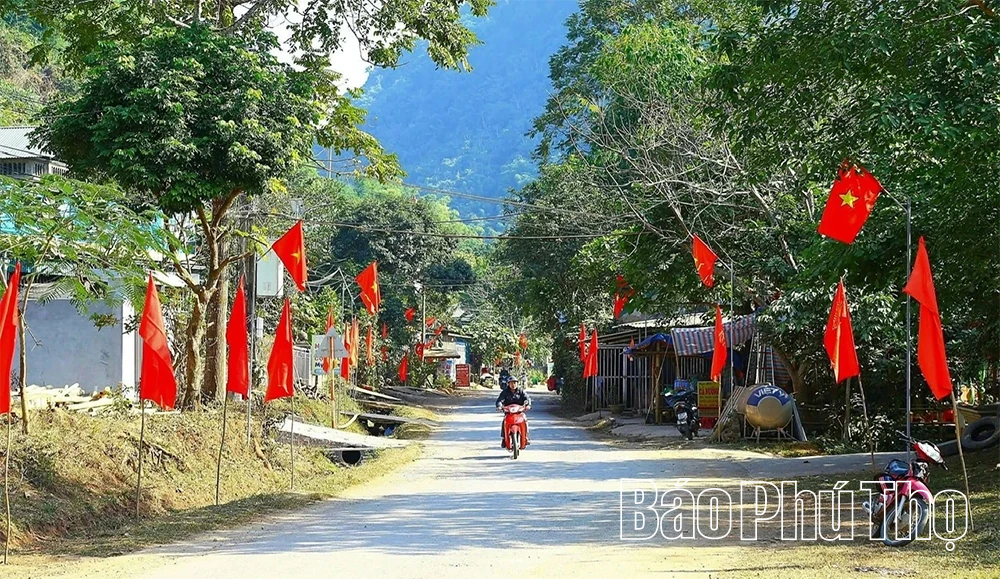 Khai thác lợi thế, nâng cao đời sống Nhân dân xã Thung Nai