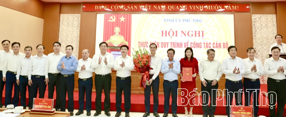 Hội nghị Ban Thường vụ Tỉnh ủy thực hiện quy trình về công tác cán bộ