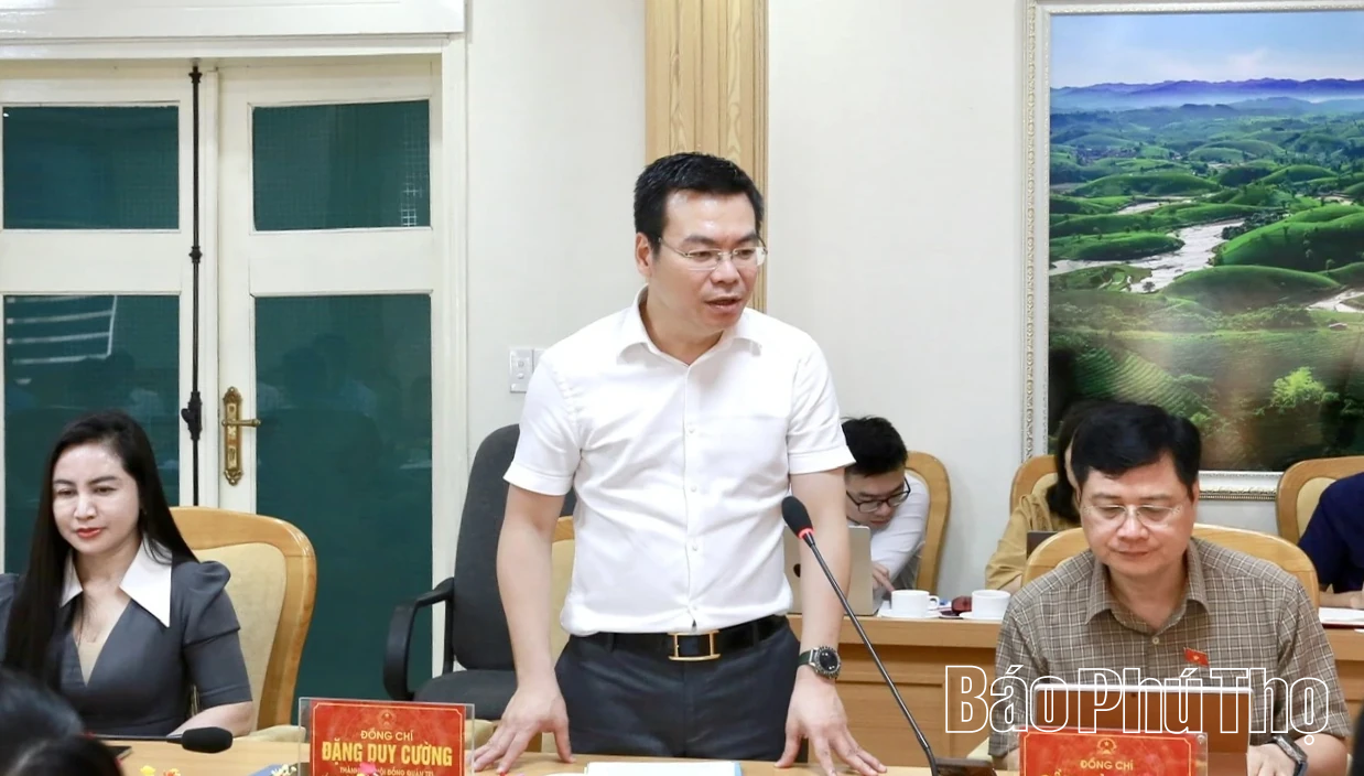 Đoàn đại biểu Quốc hội tỉnh tiếp xúc cử tri chuyên đề và lấy ý kiến vào một số dự án luật