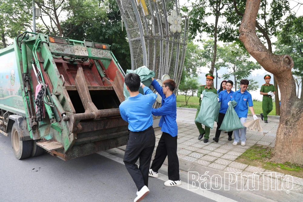 Phát động hưởng ứng Chiến dịch “Làm cho thế giới sạch hơn” năm 2025