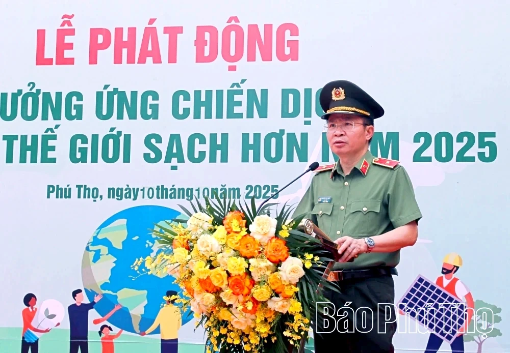 Phát động hưởng ứng Chiến dịch “Làm cho thế giới sạch hơn” năm 2025