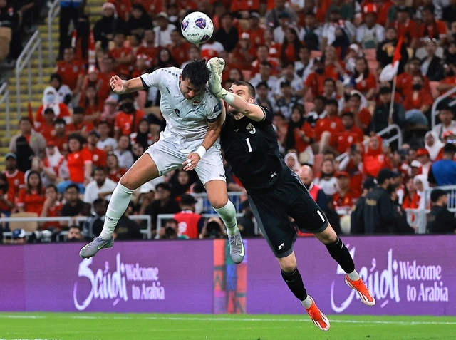 Indonesia thua đau đớn Iraq, giấc mơ World Cup 2026 tan thành mây khói: HLV Kluivert cay đắng