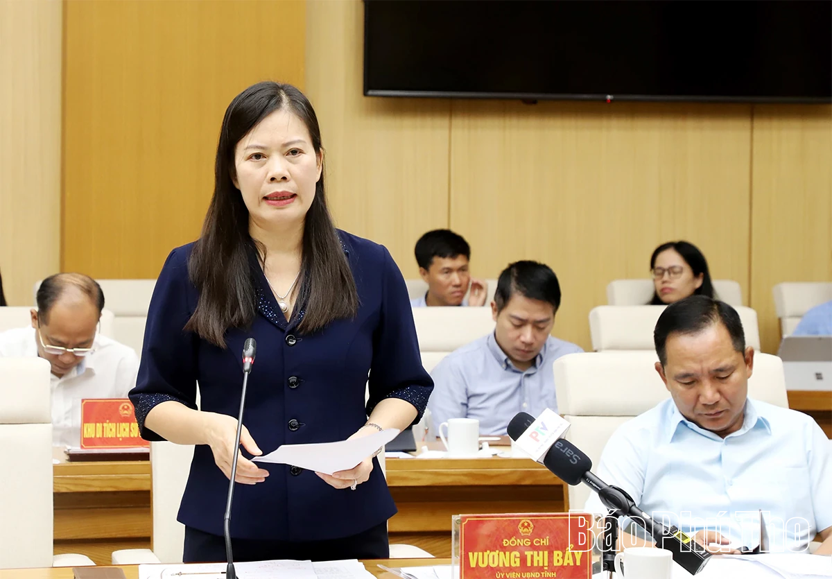 Chủ tịch UBND tỉnh Trần Duy Đông chủ trì phiên họp chuyên đề về xây dựng văn bản quy phạm pháp luật