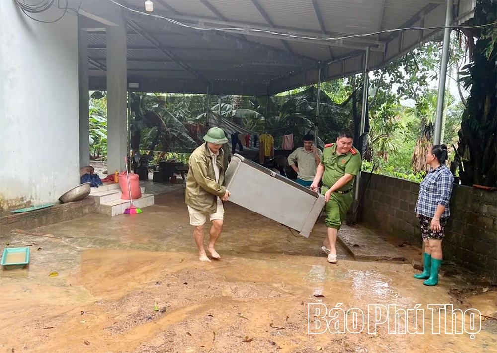 Phú Thọ tập trung phòng, chống lũ ống, lũ quét, sạt lở đất do ảnh hưởng hoàn lưu bão số 11