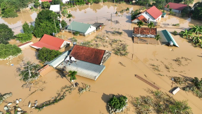 Lũ sông miền Bắc đã qua đỉnh, diện ngập thu hẹp