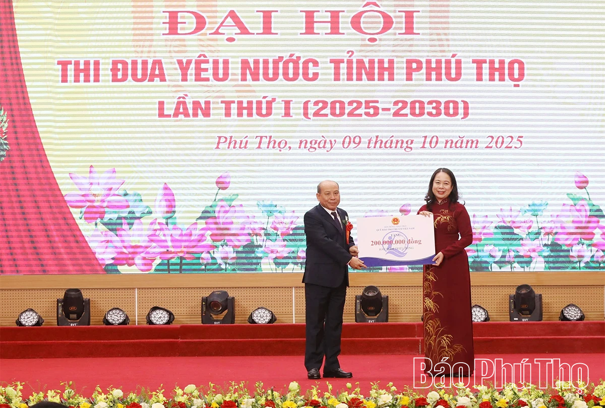 Đại hội Thi đua yêu nước tỉnh Phú Thọ lần thứ I thành công tốt đẹp