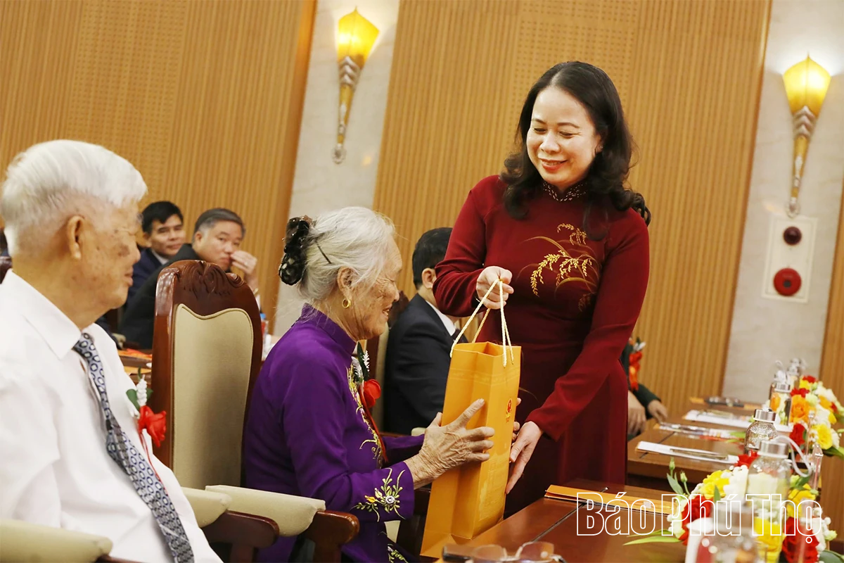 Đại hội Thi đua yêu nước tỉnh Phú Thọ lần thứ I thành công tốt đẹp