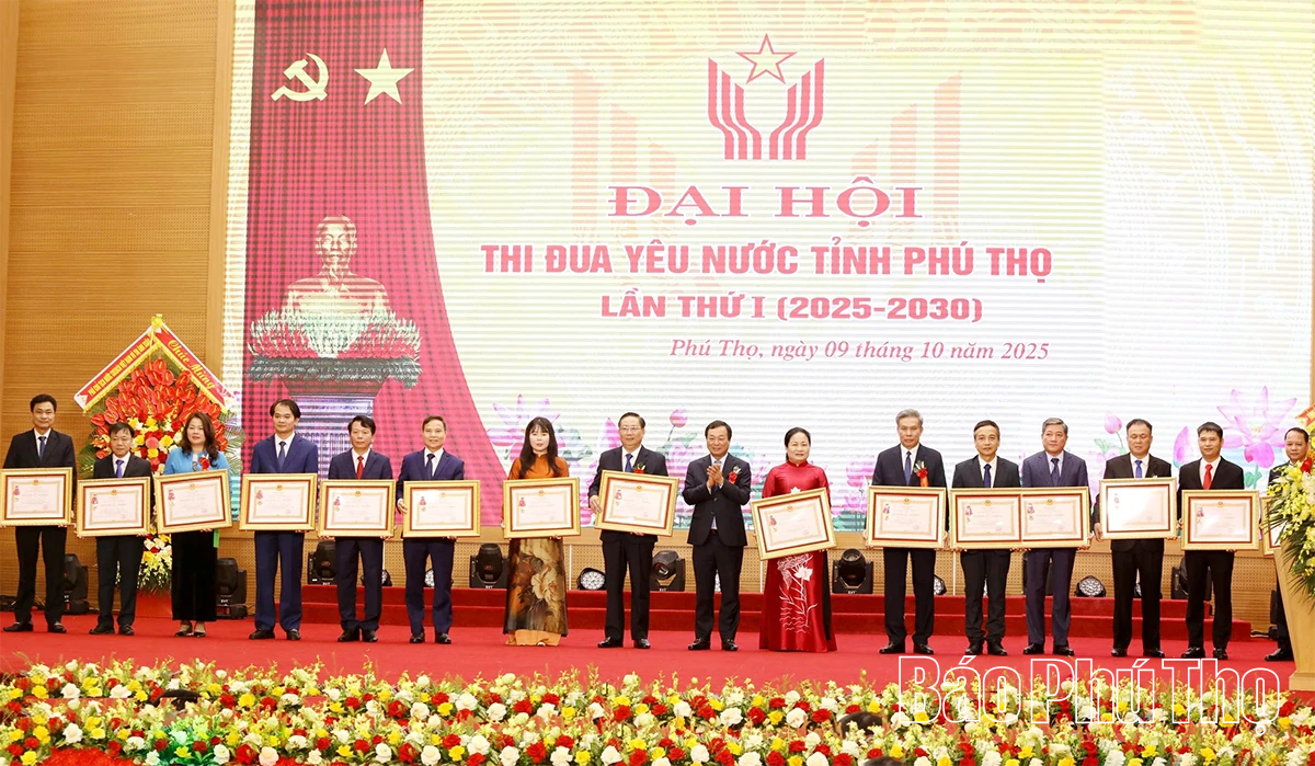 Đại hội Thi đua yêu nước tỉnh Phú Thọ lần thứ I thành công tốt đẹp