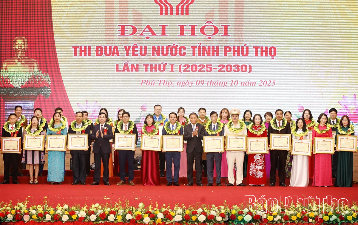 Đại hội Thi đua yêu nước tỉnh Phú Thọ lần thứ I thành công tốt đẹp