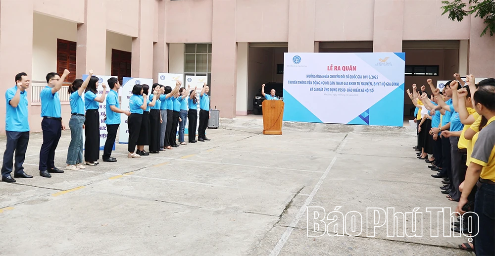Ra quân hưởng ứng Ngày Chuyển đổi số Quốc gia