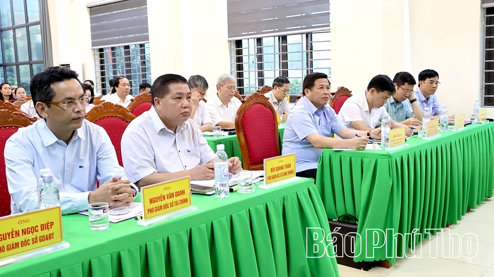 Nhiều ý kiến, kiến nghị của cử tri 5 xã khu vực Hoà Bình liên quan đến lĩnh vực đất đai