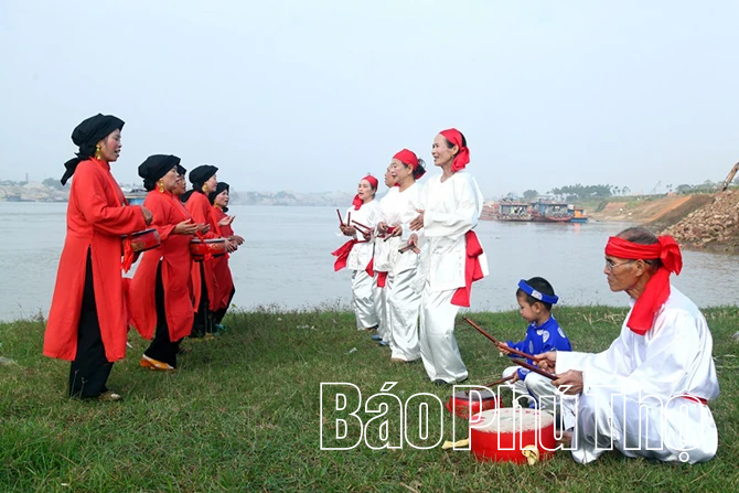 Giữ gìn giá trị văn hóa giữa sức ép phát triển