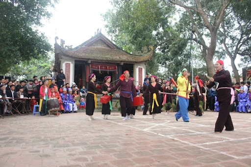 Giữ gìn giá trị văn hóa giữa sức ép phát triển