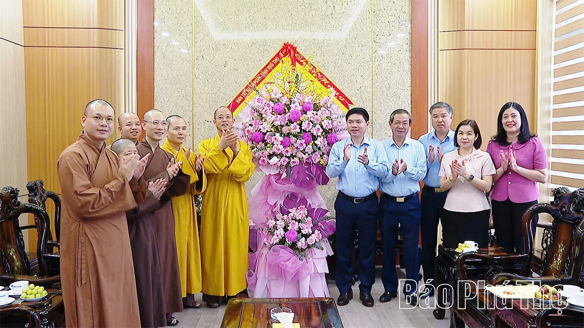 Hội Phật giáo tỉnh chúc mừng thành công Đại hội Đảng bộ tỉnh lần thứ I