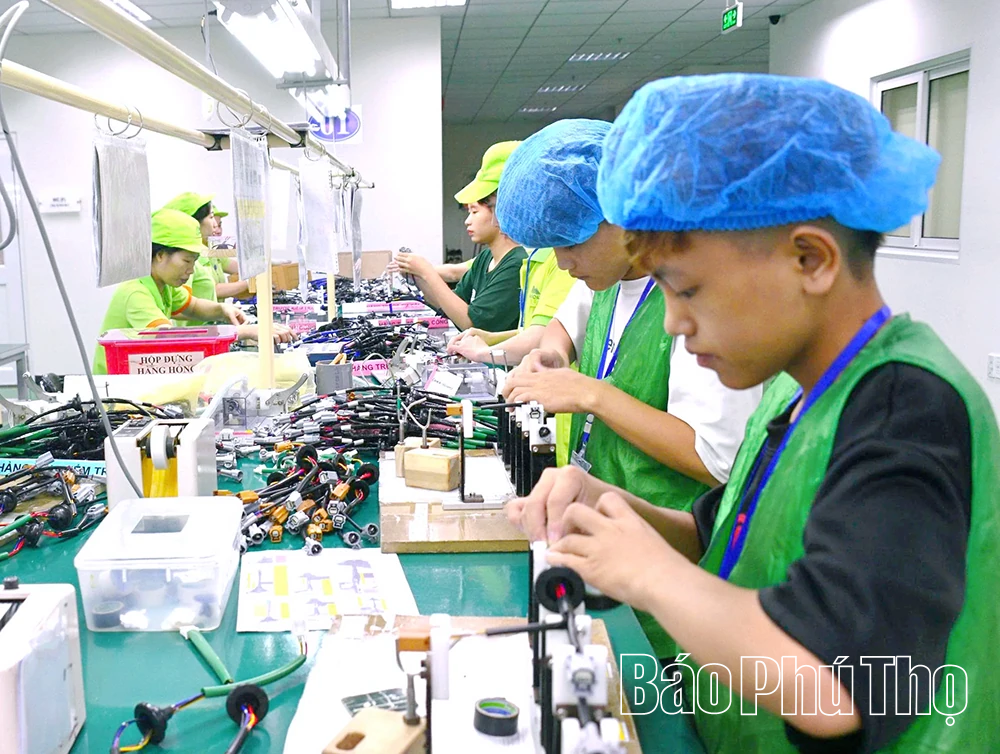 Kinh tế tăng trưởng vượt bậc, vững chắc