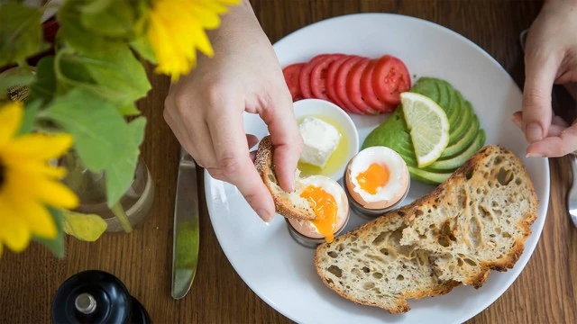 Ăn trứng vào lúc nào tốt nhất để giảm cân?