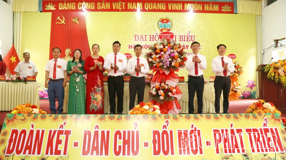 Đại hội đại biểu Hội Nông dân xã Tây Cốc lần thứ I