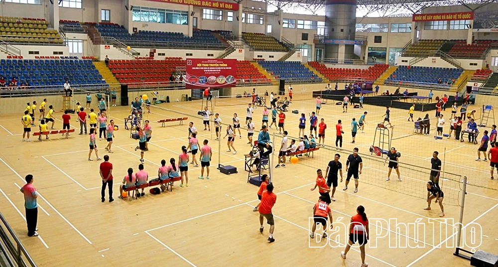 Bế mạc Hội thao truyền thống chào mừng kỷ niệm 37 năm thành lập Agribank - Chi nhánh Phú Thọ