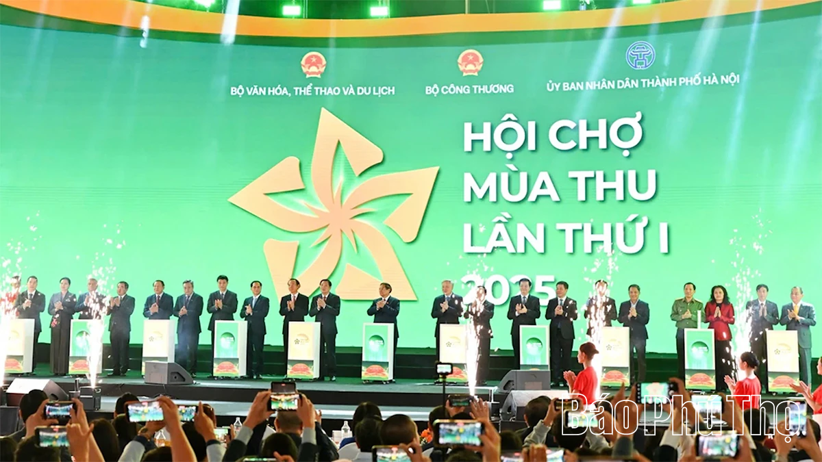 Autumn Fair 2025 kicks off in Ha Noi