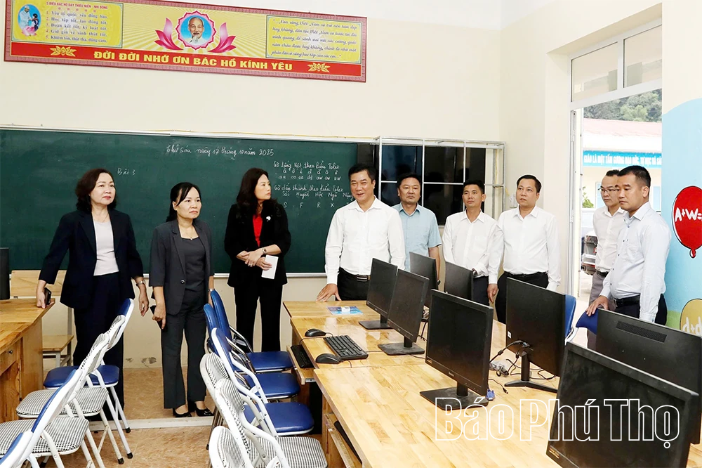 Ban Dân tộc HĐND tỉnh giám sát việc triển khai Chiến lược công tác dân tộc tại xã Vân Sơn và Toàn Thắng