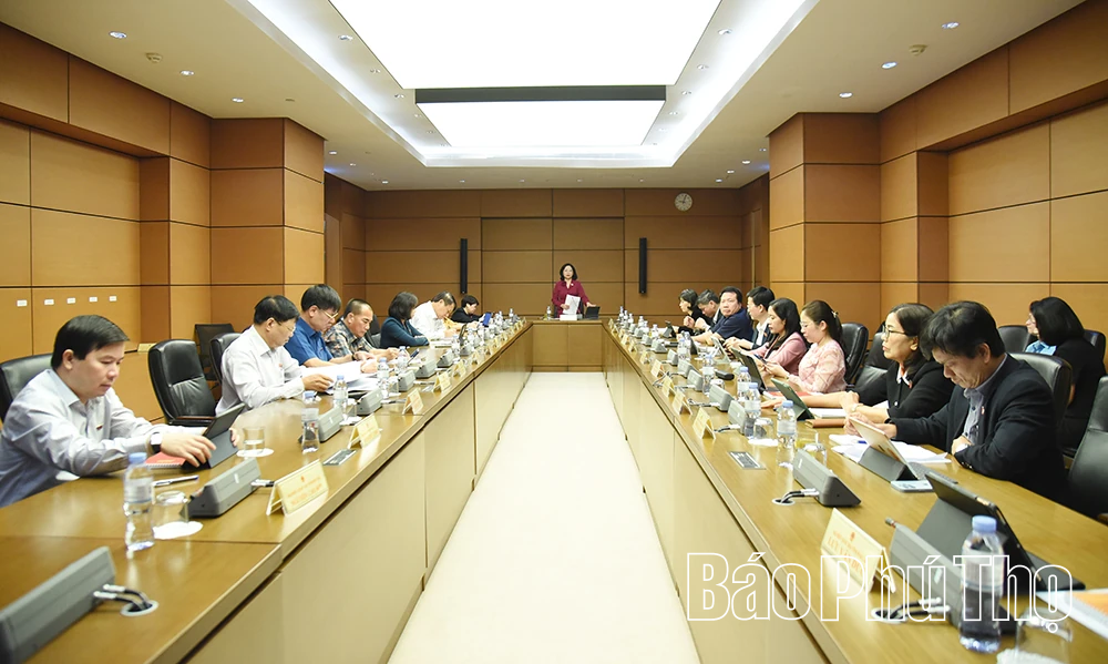 Hướng tới cơ chế pháp lý rõ ràng, cảnh báo sớm khủng hoảng