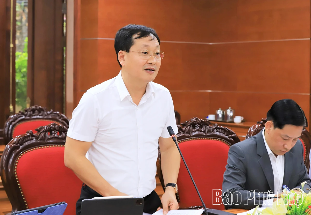 Phó Chủ tịch UBND tỉnh Quách Tất Liêm họp bàn đẩy nhanh tiến độ dự án Cao tốc Hoà Bình - Mộc Châu