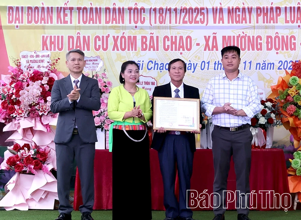 Tưng bừng Ngày hội Đại đoàn kết toàn dân tộc năm 2025 Khu dân cư xóm Bãi Chạo