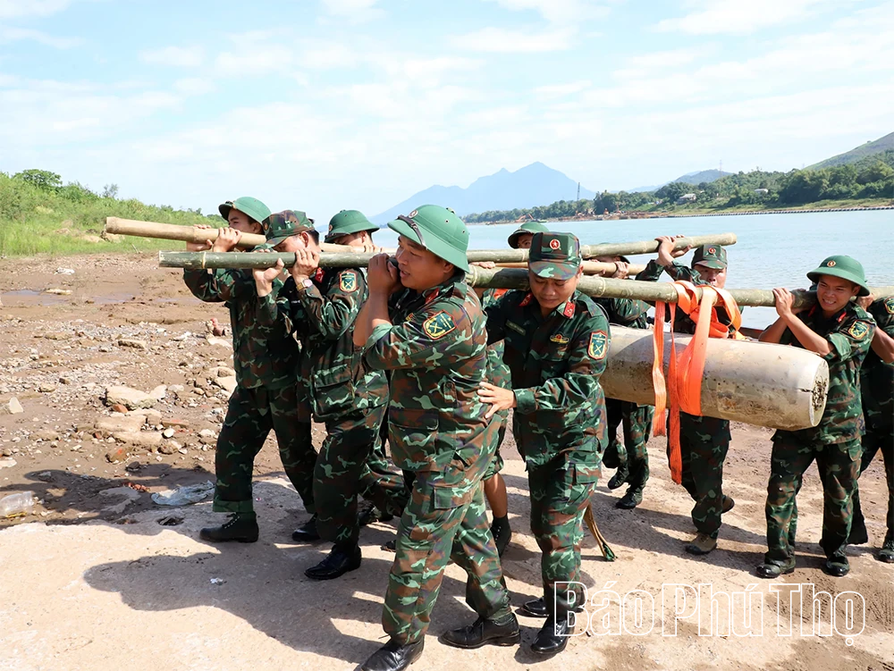 Ban Chỉ huy phòng thủ khu vực 2 - Thống Nhất: Phất cao cờ hồng, thi đua giành 4 nhất