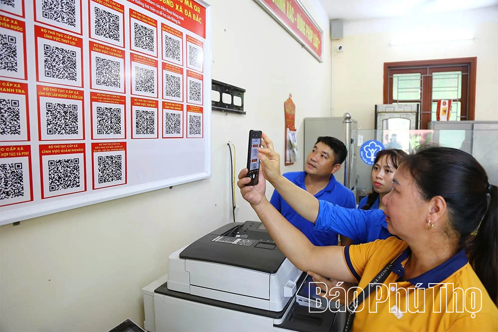 Xã Đà Bắc triển khai chính quyền địa phương 2 cấp phục vụ Nhân dân