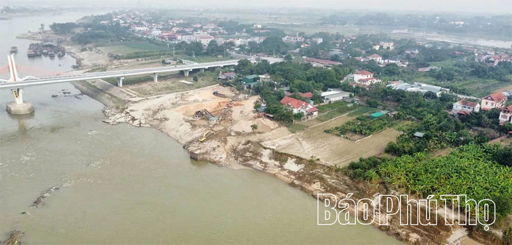 Sạt lở tại xã Sông Lô đang diễn biến phức tạp