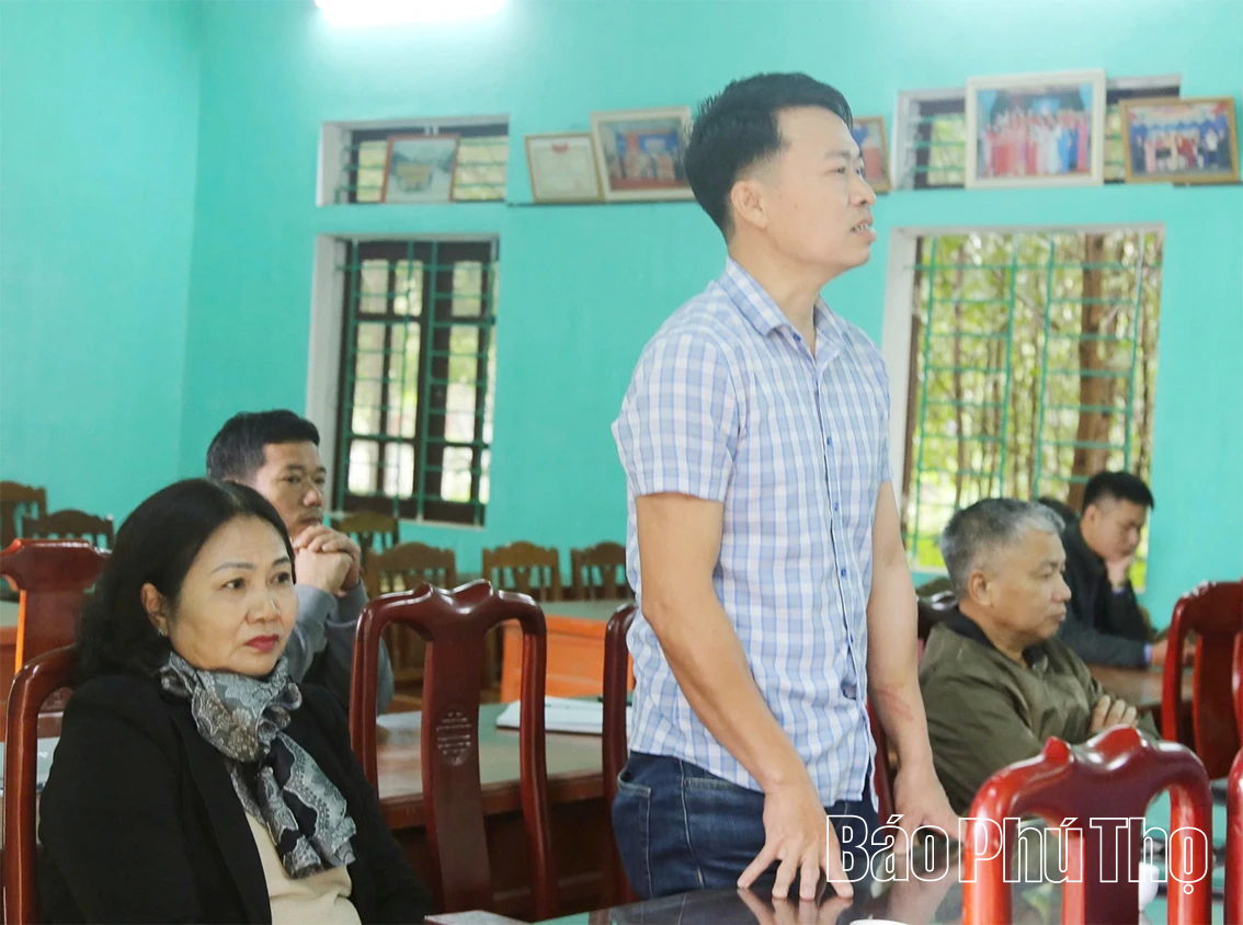 Phó Bí thư Tỉnh ủy Nguyễn Mạnh Sơn dự sinh hoạt Chi bộ khu 1, xã Tây Cốc