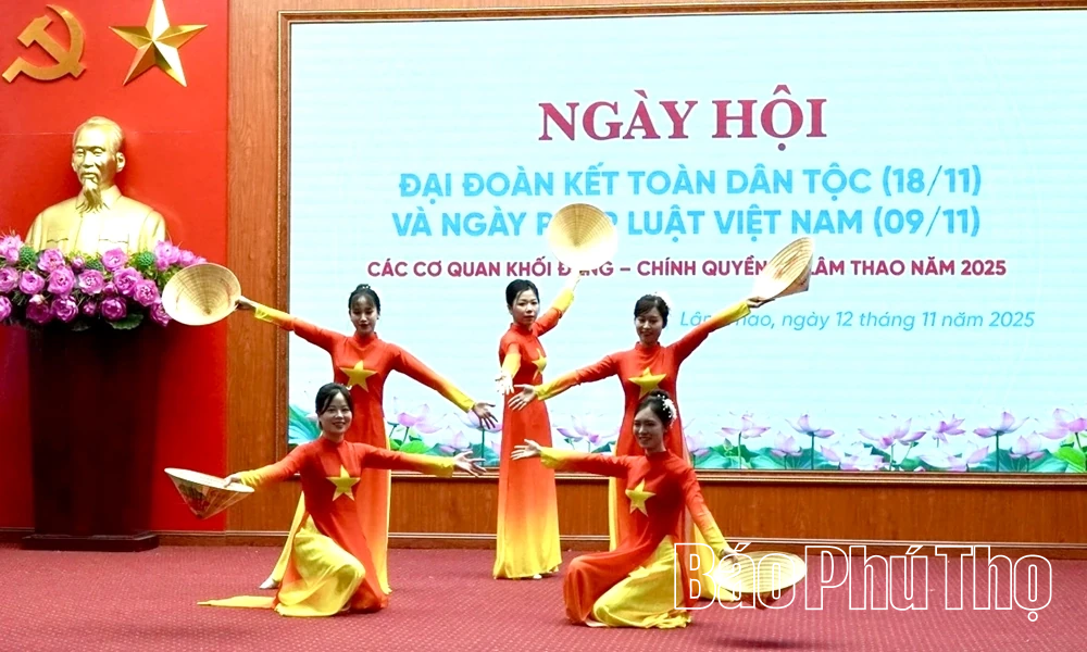 Đảng ủy xã Lâm Thao tổ chức Ngày hội Đại đoàn kết toàn dân tộc và hưởng ứng Ngày Pháp luật Việt Nam năm 2025