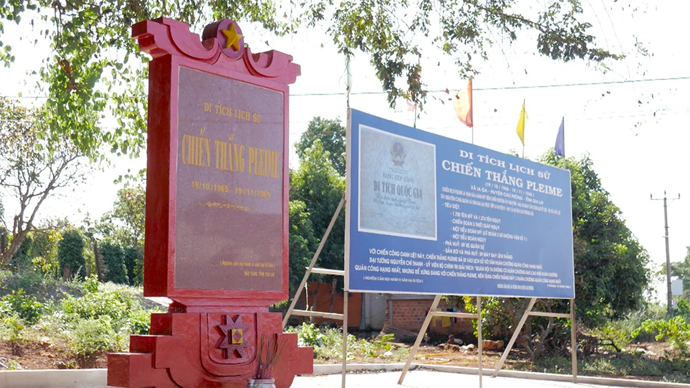 Bản hùng ca bất tử