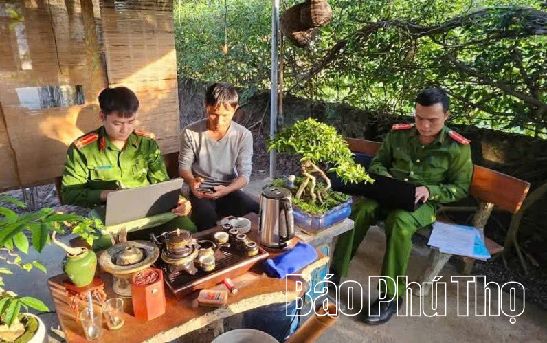 Công an phường Thống Nhất rà soát, hướng dẫn cập nhật dữ liệu PCCC và CNCH