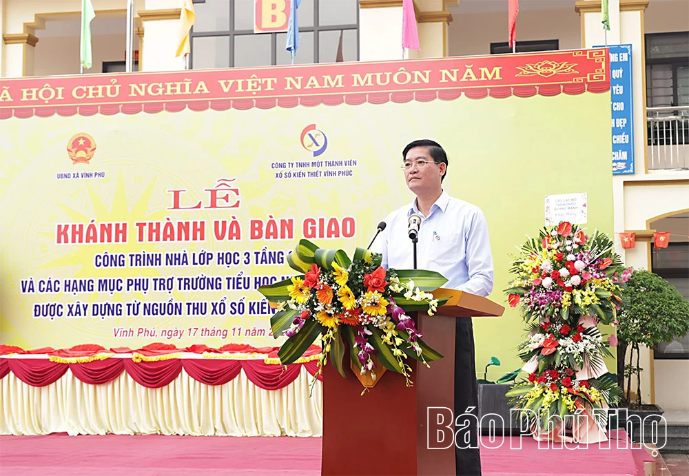 Bàn giao đưa vào sử dụng công trình Trường Tiểu học Nguyễn Viết Xuân