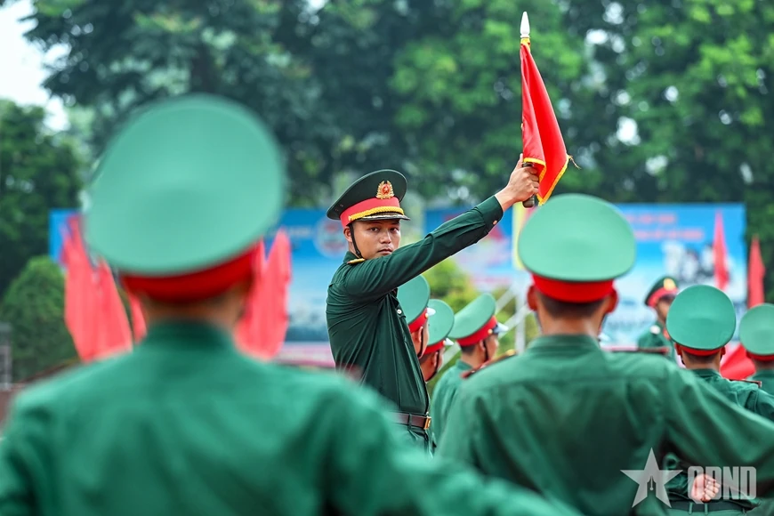 Những người giữ nhịp uy nghi của nghi lễ quân sự Việt Nam