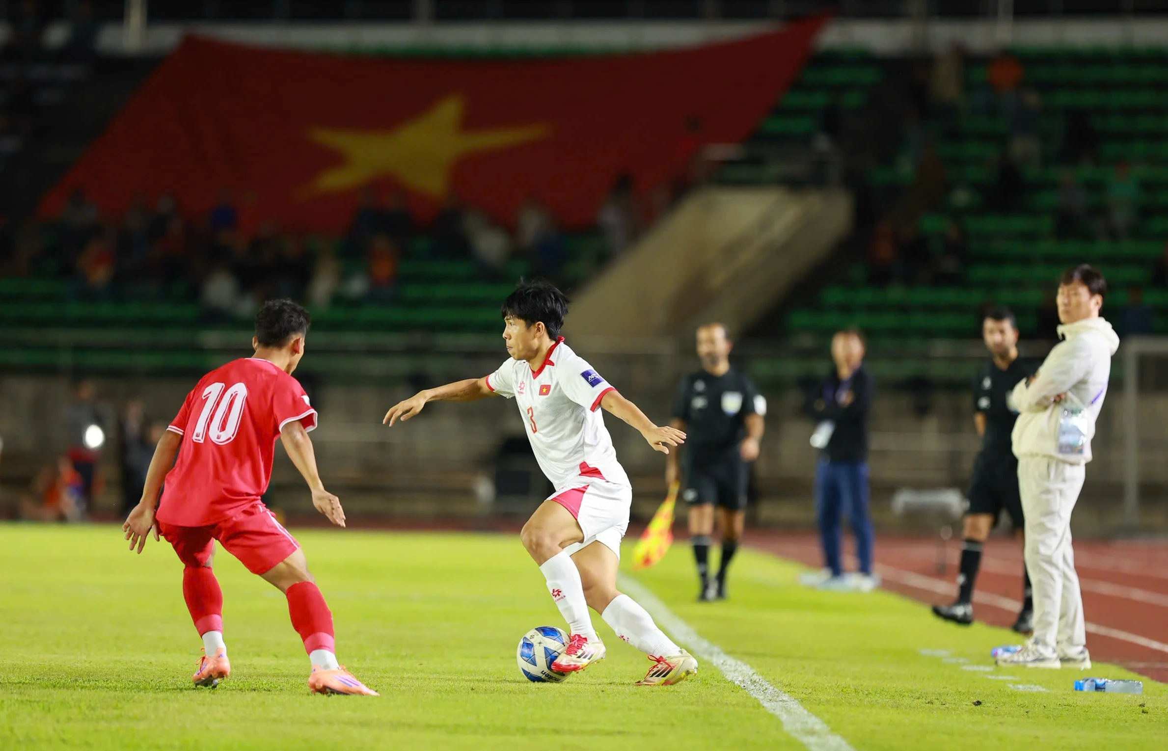 Điểm nhấn đội tuyển Việt Nam 2-0 Lào: Ông Kim mở khóa hàng công, chờ tiếp Malaysia