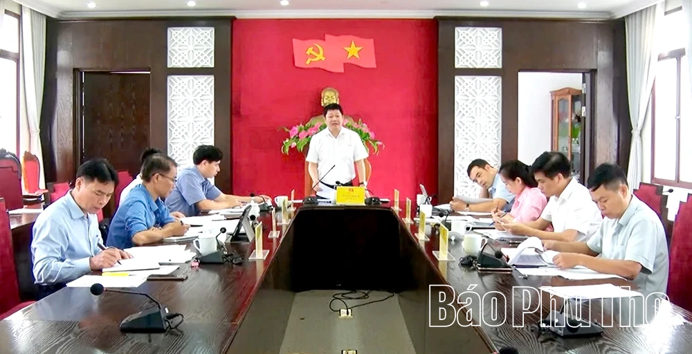 Đảng bộ xã Tân Lạc: Đưa nghị quyết của Đảng vào cuộc sống bằng những việc làm cụ thể