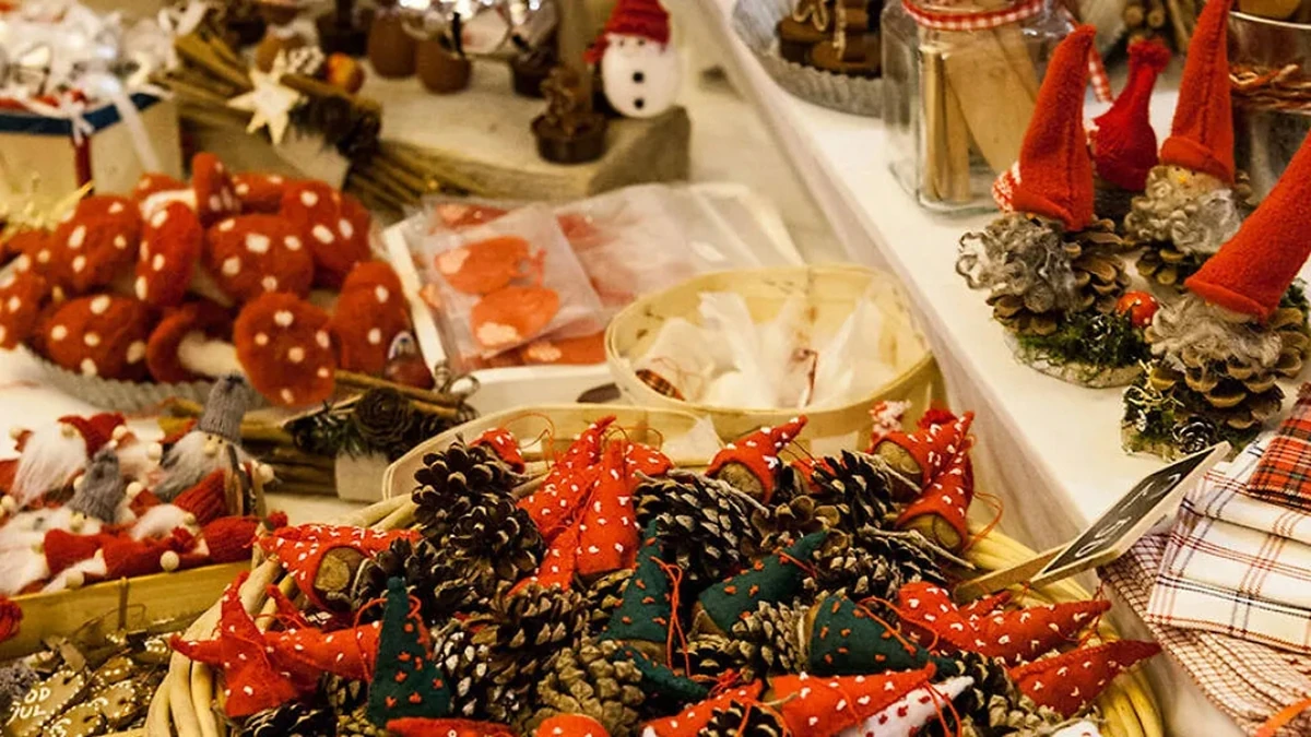 Những khu chợ Giáng sinh tuyệt vời nhất ở Paris năm 2025