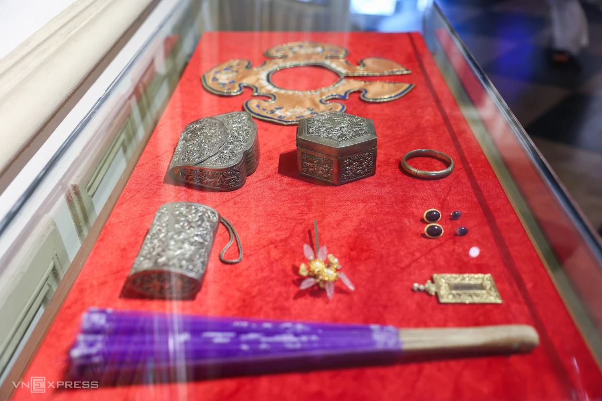 Triển lãm tái hiện y phục Việt qua ba thế kỷ