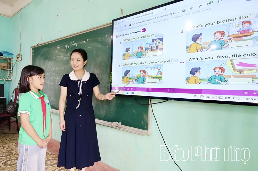 Nâng cao chất lượng dạy Tiếng Anh, Tin học ở xã vùng cao Yên Lập