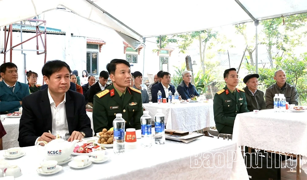 Bàn giao nhà tình nghĩa tặng hộ có hoàn cảnh khó khăn