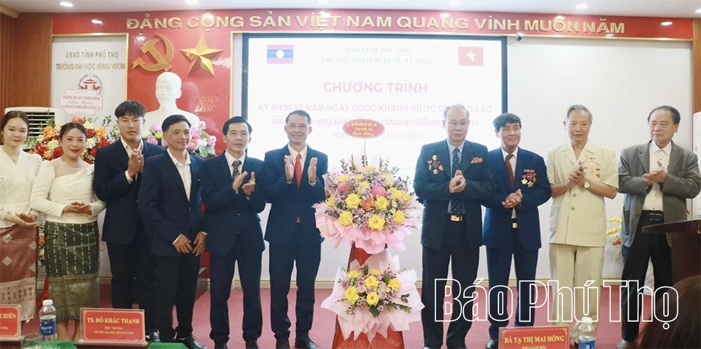 Trường Đại học Hùng Vương tổ chức kỷ niệm 50 năm ngày Quốc khánh nước bạn Lào