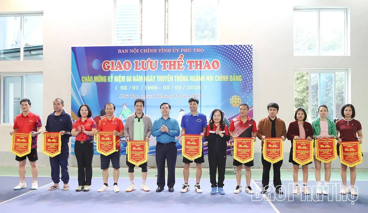 Giao lưu thể thao chào mừng kỷ niệm 60 năm Ngày truyền thống ngành Nội chính Đảng