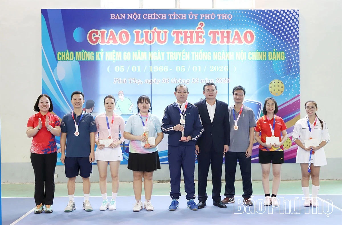 Giao lưu thể thao chào mừng kỷ niệm 60 năm Ngày truyền thống ngành Nội chính Đảng