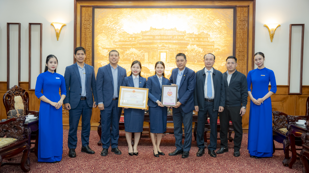 Ngân hàng TMCP Quân đội đóng góp 3 tỷ đồng hỗ trợ thành phố Huế khắc phục hậu quả thiên tai