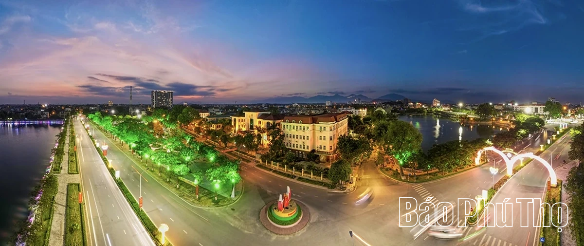 Trong xanh đầm Vạc